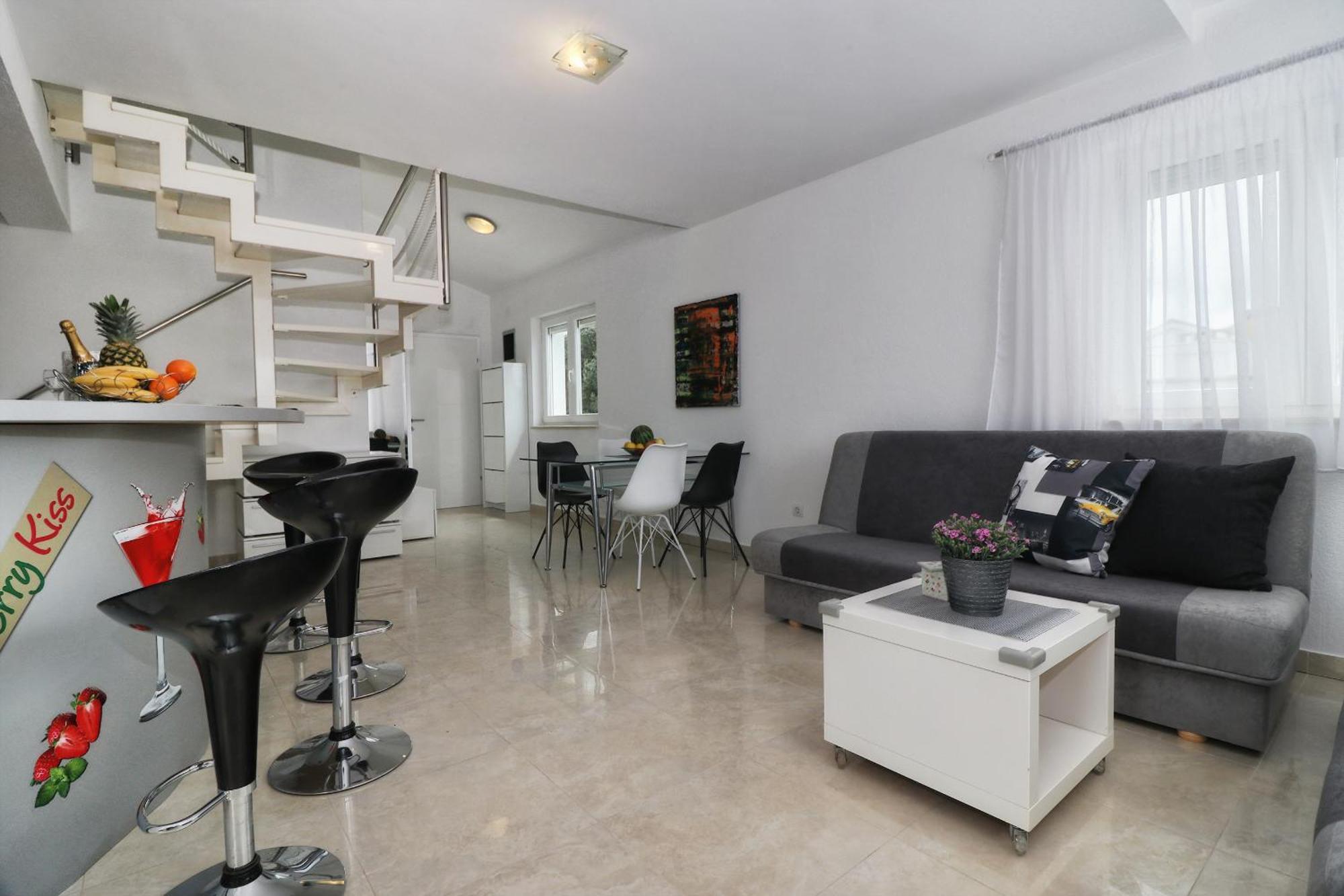 Apartments Link Rovinj Bagian luar foto