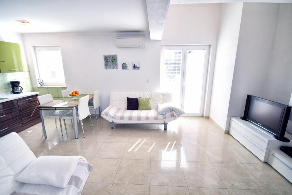 Apartments Link Rovinj Ruang foto