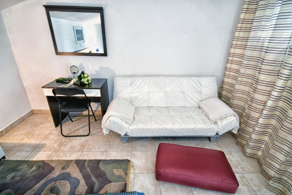 Apartments Link Rovinj Bagian luar foto